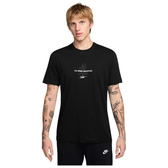 Nike Ανδρική κοντομάνικη μπλούζα Sportswear Club Seasonal Nike Ανδρική κοντομάνικη μπλούζα Sportswear Club Seasonal